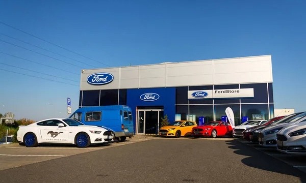 México llama a revisar más de 10.500 automóviles Ford por fallas en la batería