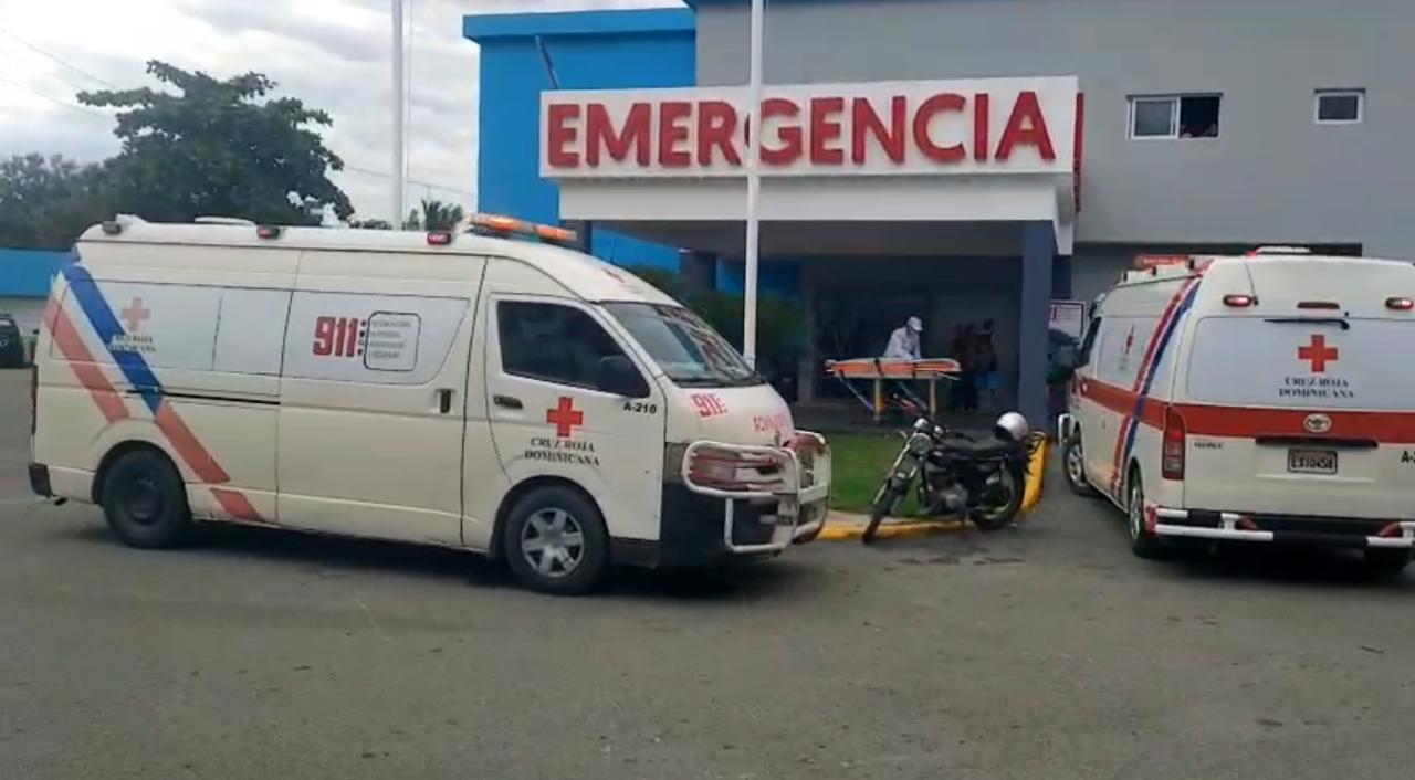 Al menos 12 estudiantes se intoxican tras inhalar sustancia desconocida en escuela de La Vega