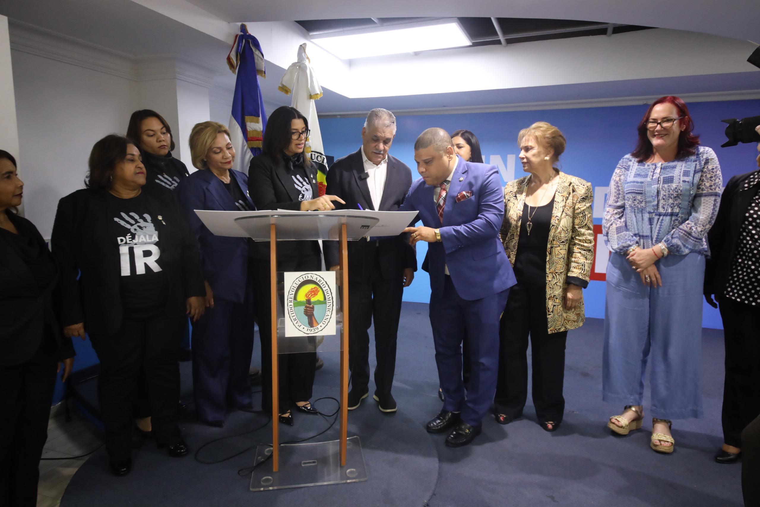 El PRD se convierte en el primer partido en respaldar la Reforma Integral “Déjala Ir”