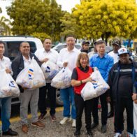 Comunidad china en RD entrega más de 23 mil kits alimentarios a familias afectadas por la tormenta Melissa