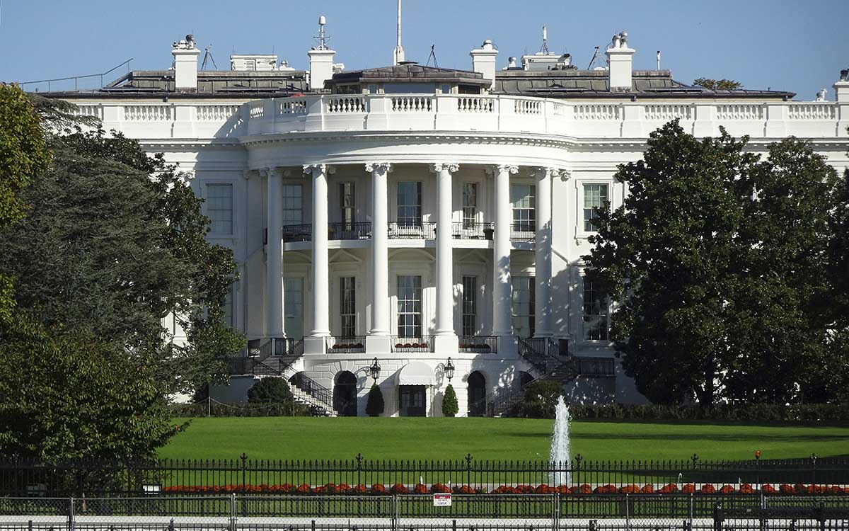 La Casa Blanca niega tener planes para construir una base militar cerca de Gaza