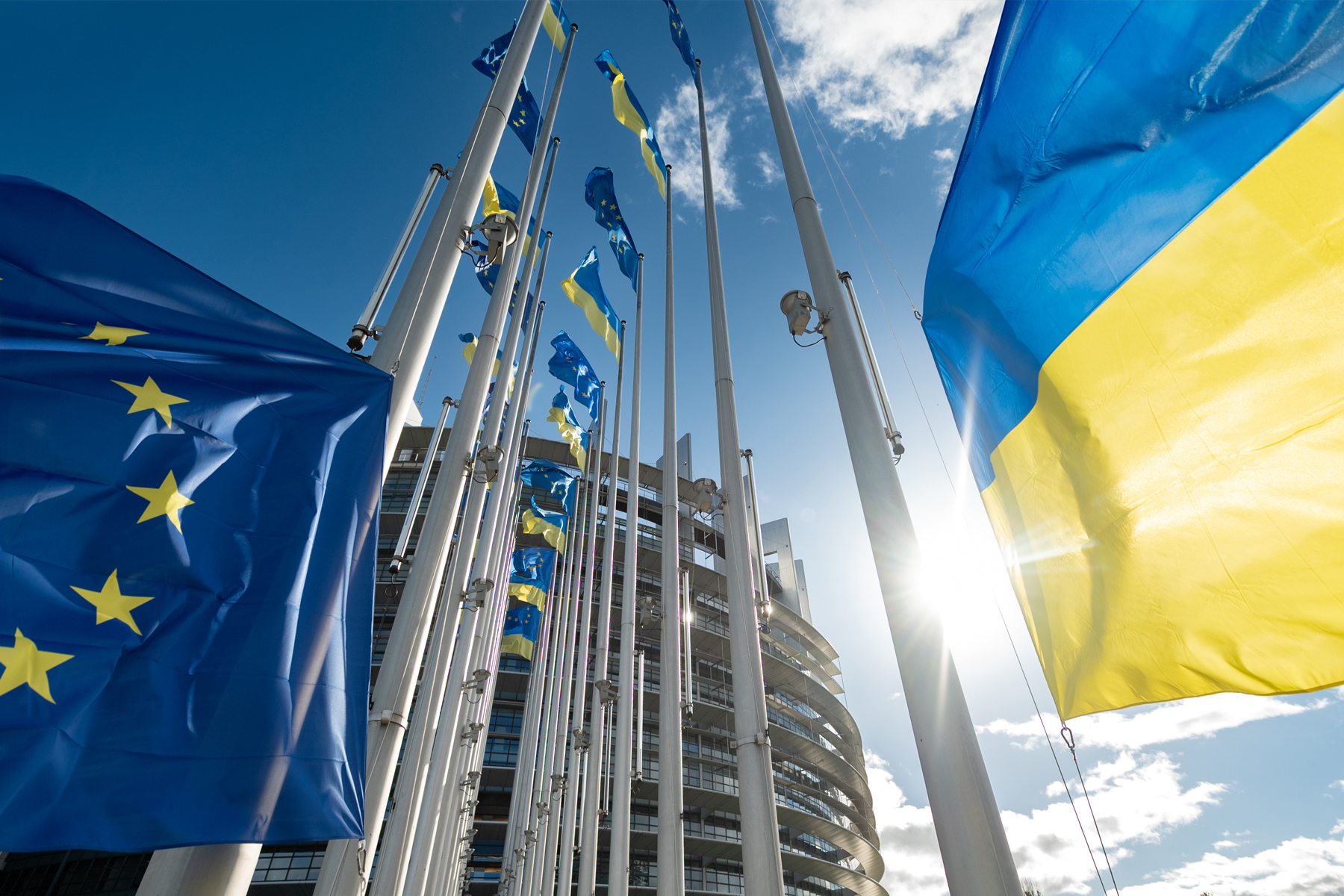 El Parlamento Europeo pide adelantar un año la desconexión energética con Rusia