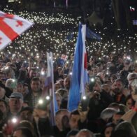 Partido gobernante en Georgia pide la ilegalización de tres formaciones opositoras