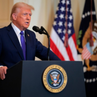 Trump confirma que hubo sobrevivientes del narcosubmarino destruido en el Caribe
