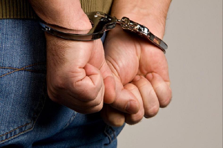 Detienen a sospechoso por tiroteo que mató a una persona e hirió a dos el sábado en Suecia