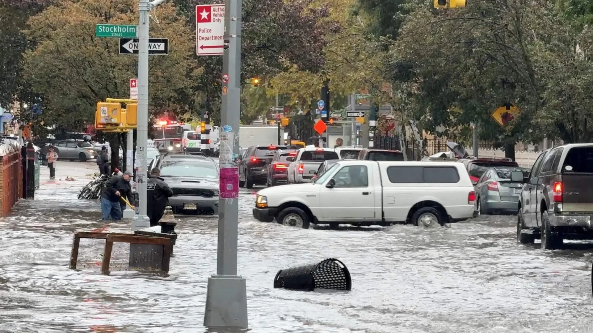 Dos personas mueren en Nueva York por inundaciones durante fuerte tormenta