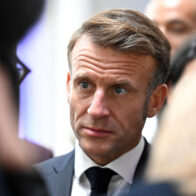 Macron recibe a los líderes políticos moderados antes de anunciar el nuevo primer ministro