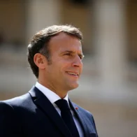 Macron apela al combate contra el antisemitismo tras el presunto atentado de Manchester