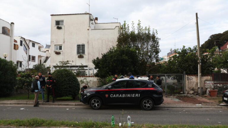 Indignación en Italia por la explosión de una bomba en el coche de un conocido periodista