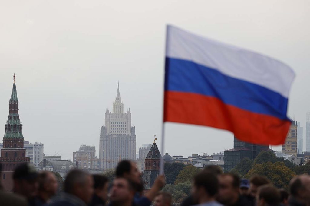 Rusia da por agotado el "fuerte impulso" negociador alcanzado por Putin y Trump en Alaska