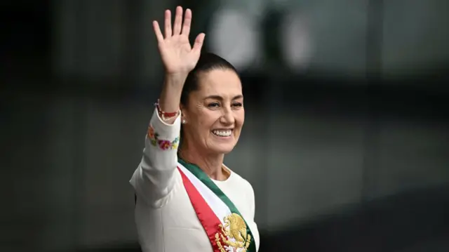 Sheinbaum lamenta la "división" de la izquierda en Bolivia tras la victoria de Rodrigo Paz