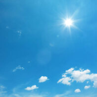 Pronostican cielo soleado con algunos aguaceros al interior del país