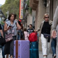 España registra un récord de llegada de turistas extranjeros y de gasto hasta septiembre