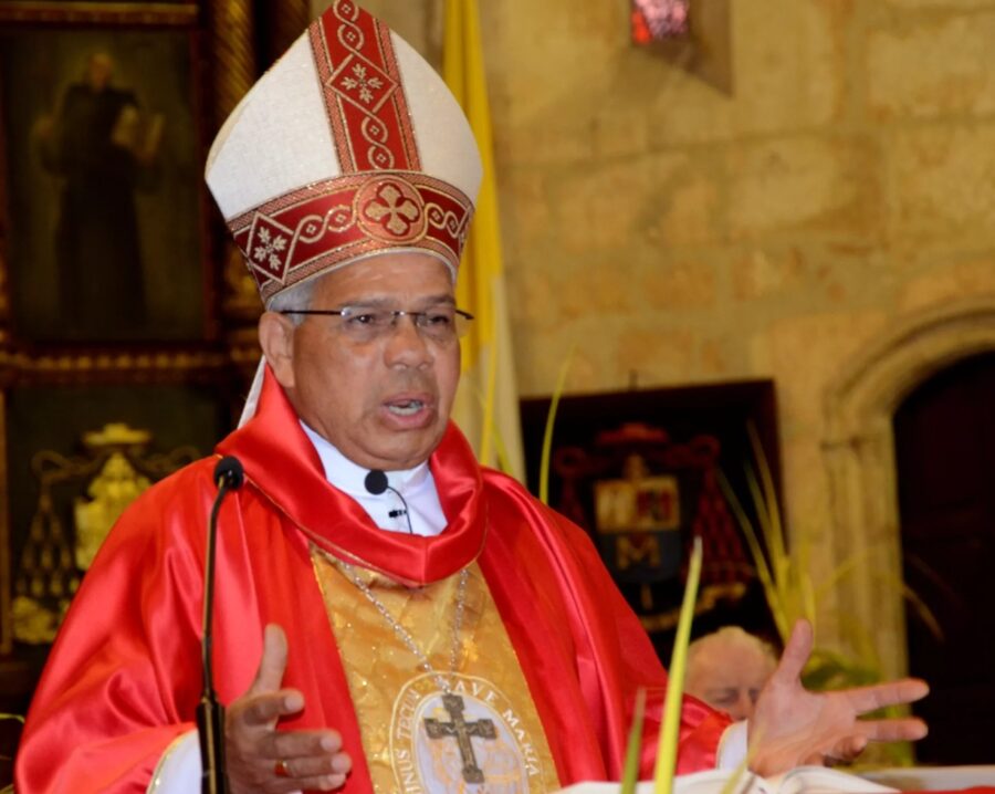 Vaticano destituye a Francisco Ozoria como arzobispo de Santo Domingo por “mala administración”
