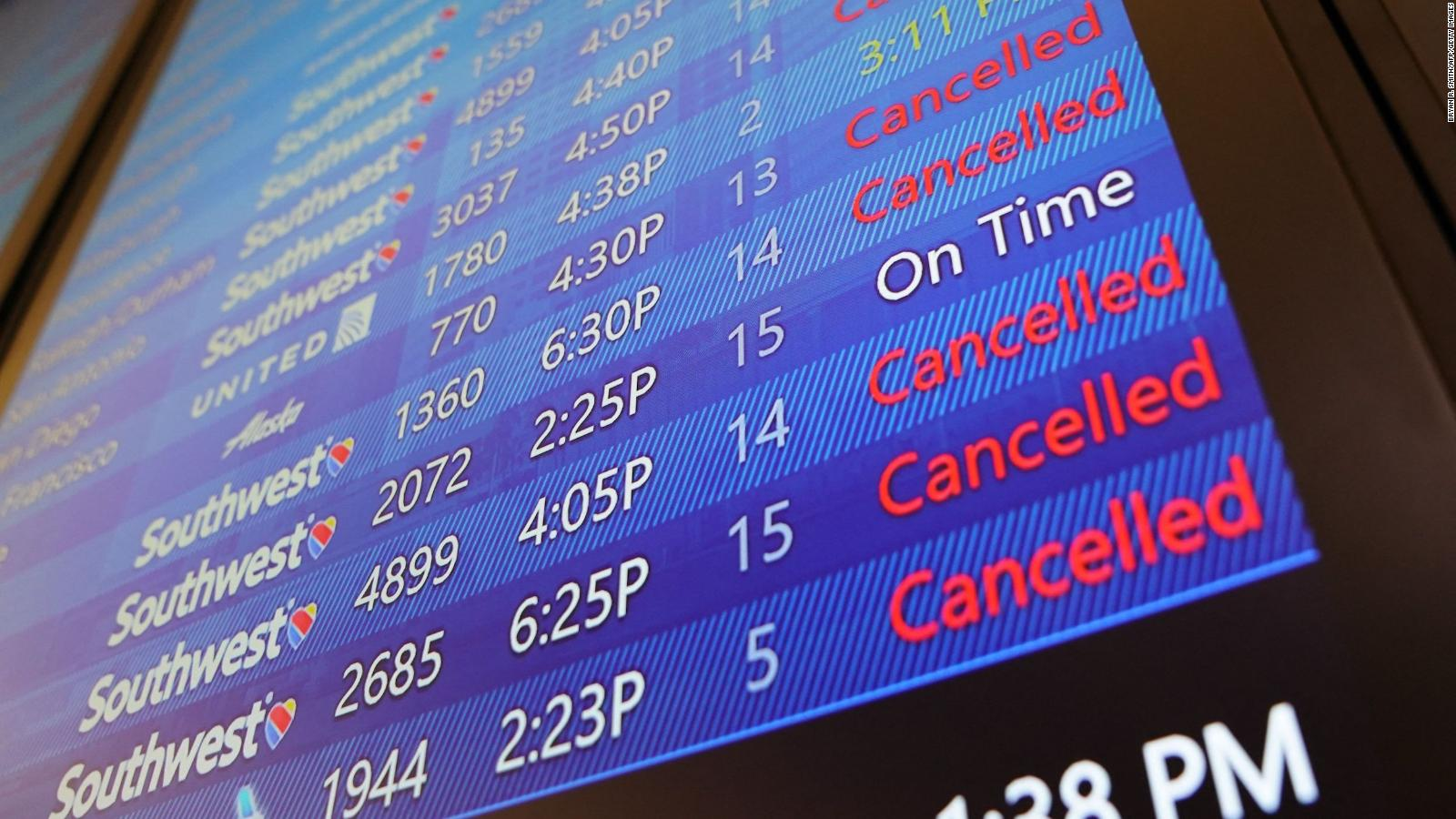 Estados Unidos registra más de 1,000 vuelos cancelados por el cierre del Gobierno