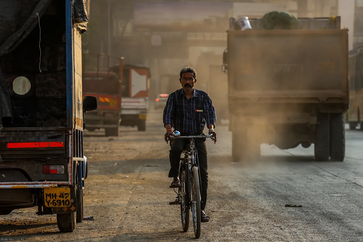 Jueces del Supremo de India piden celebrar audiencias virtuales ante la alta contaminación
