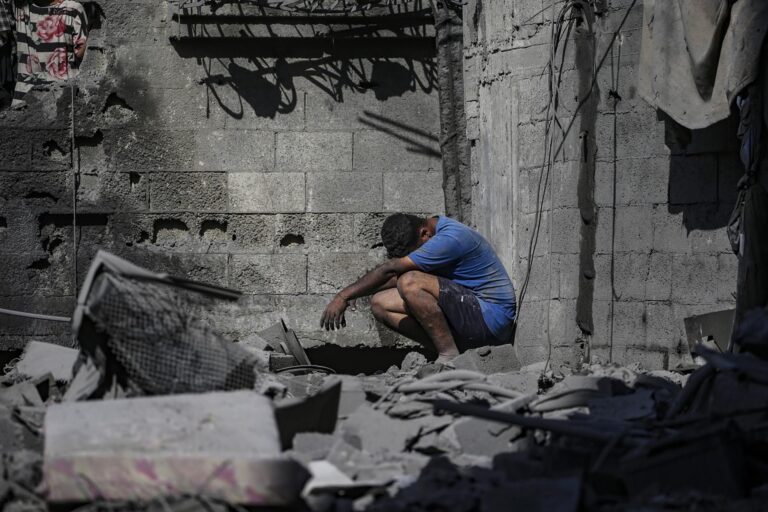 Suben a 241 los muertos en Gaza por ataques israelíes, pese al acuerdo de alto el fuego