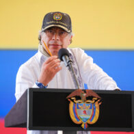Autoridad electoral colombiana sanciona campaña de Petro por violar topes de financiación