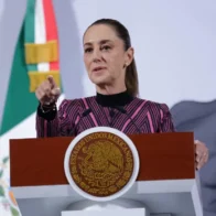 Sheinbaum dice que México trabaja con Cuba para reactivar envío de petróleo a la isla