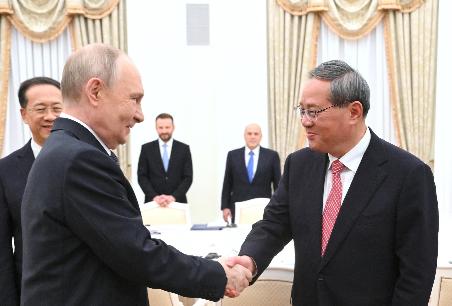 Putin promete a China la pronta exención de visados para sus turistas