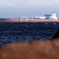 EE. UU. sanciona a las petroleras rusas pese a las negociaciones del nuevo plan de paz