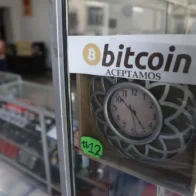 El bitcóin cae más del 2 % y toca su nivel mínimo desde abril