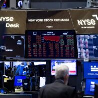 Wall Street abre en rojo y Disney se desploma más de un 8 % tras publicar resultados