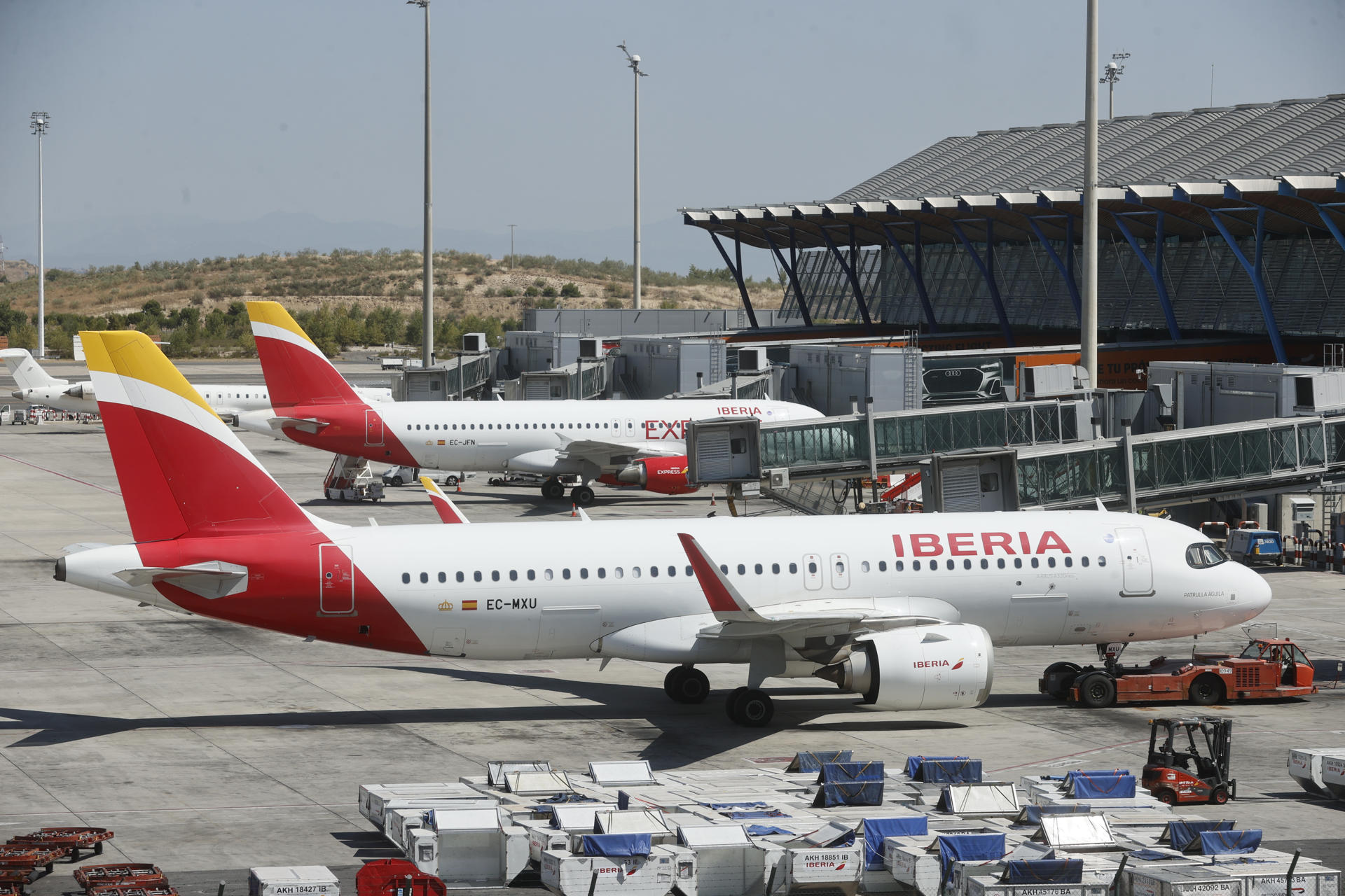 Ningún vuelo saldrá hoy lunes de Barajas con destino a Venezuela tras la alerta de EEUU