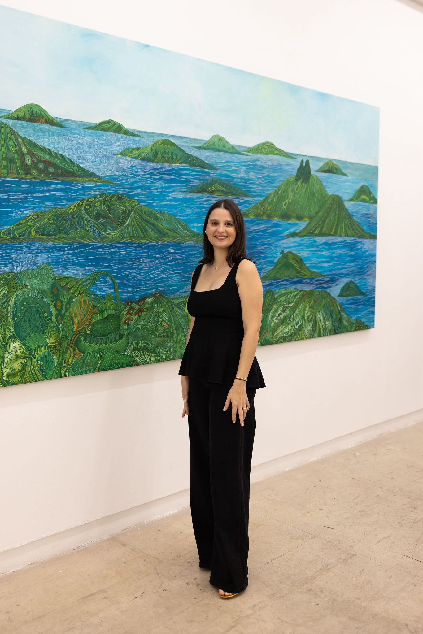Artista dominicana brilla en Puerto Rico con exhibición "Madreselva"