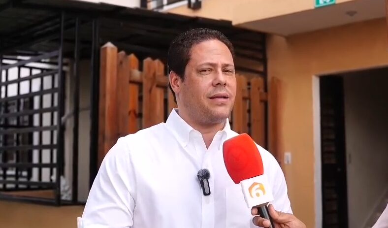 Carlos Bonilla afirma Gobierno supera las 20 mil viviendas entregadas; Mived proyecta nueva UASD en SDE