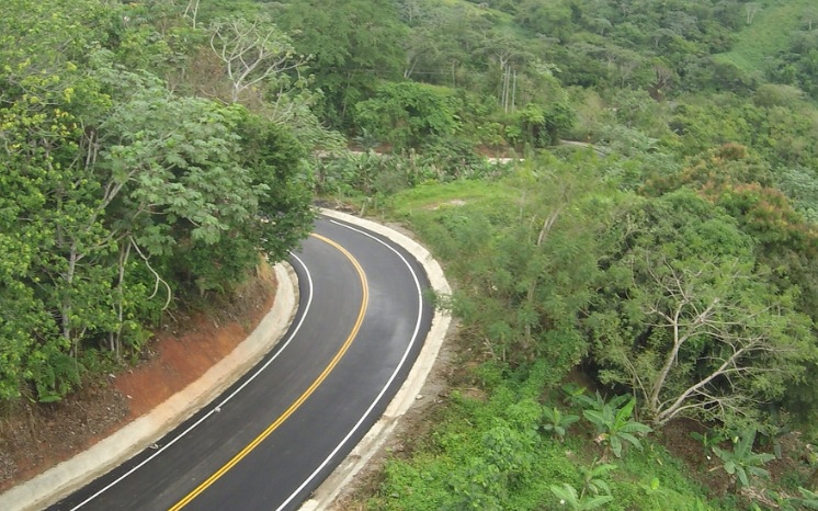Abinader anuncia diseño de carretera San Pedro - El Seibo - Miches para fortalecer el desarrollo turístico