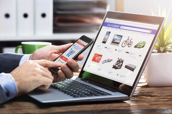 Compras por internet.