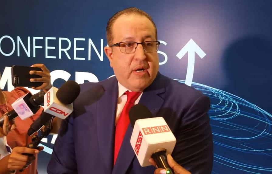 Ministro Magín Díaz.