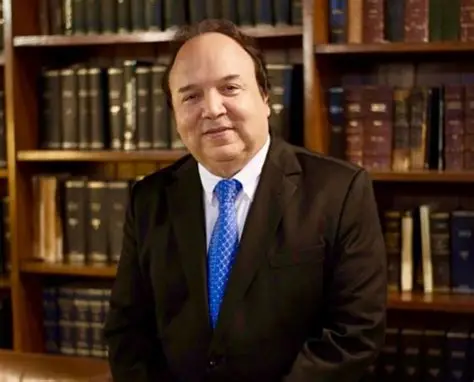 Vinicio Castillo califica de “insólito” que Omar Fernández plantee eliminación de subsidios sociales