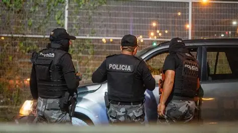 Seis personas son asesinadas en ataque armado en una de las zonas más violentas de Ecuador