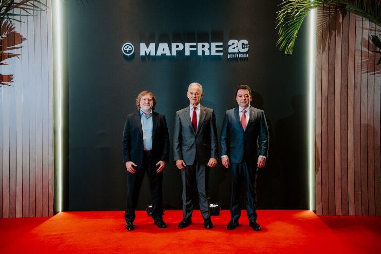 MAPFRE presenta informe sobre mercado asegurador latinoamericano en la celebración de su 20 aniversario