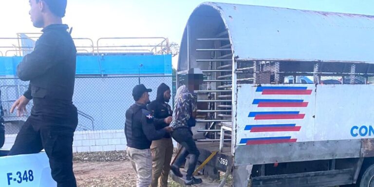 DGM detuvo ayer a 655 extranjeros indocumentados y deportó otros 740