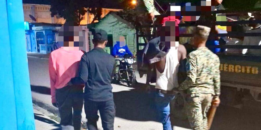 Migración interviene en San Juan de la Maguana y detiene 117 extranjeros en condición irregular