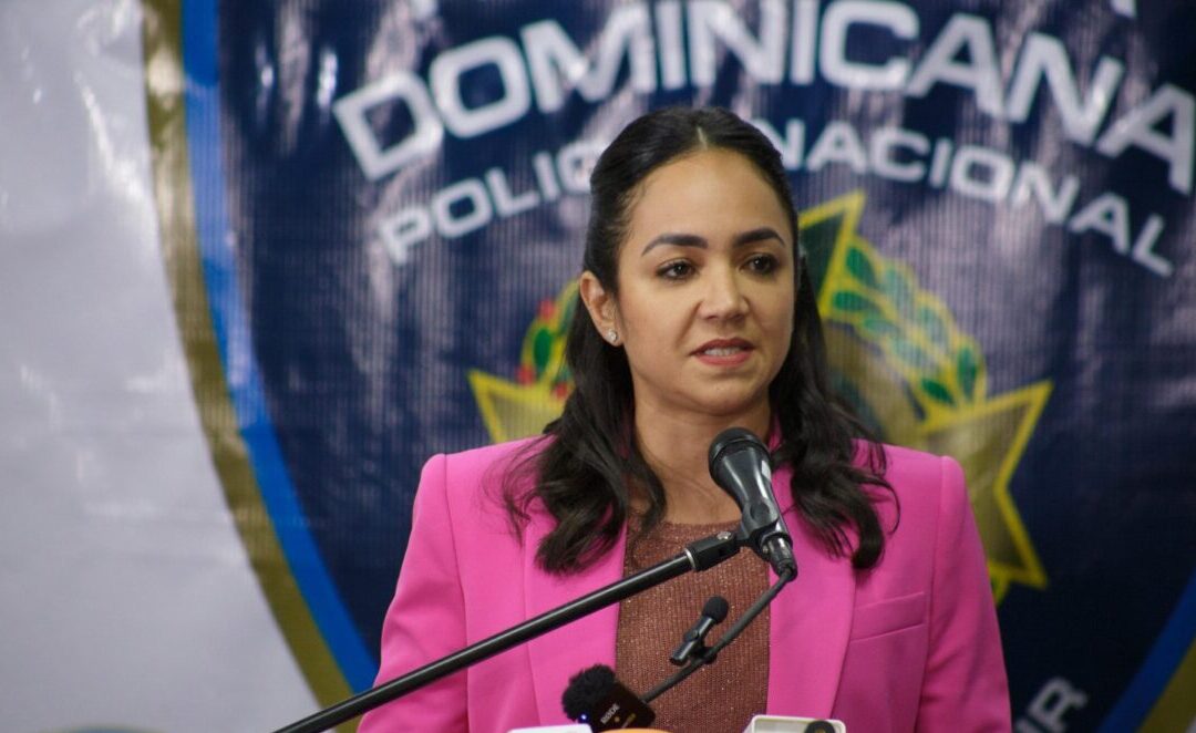 Ministra Faride Raful anuncia integración tecnológica con Interpol para fortalecer control migratorio en el país