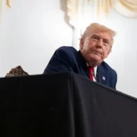 Trump advierte a Maduro que EE.UU. “multiplicará” acciones militares si no abandona Caracas en breve