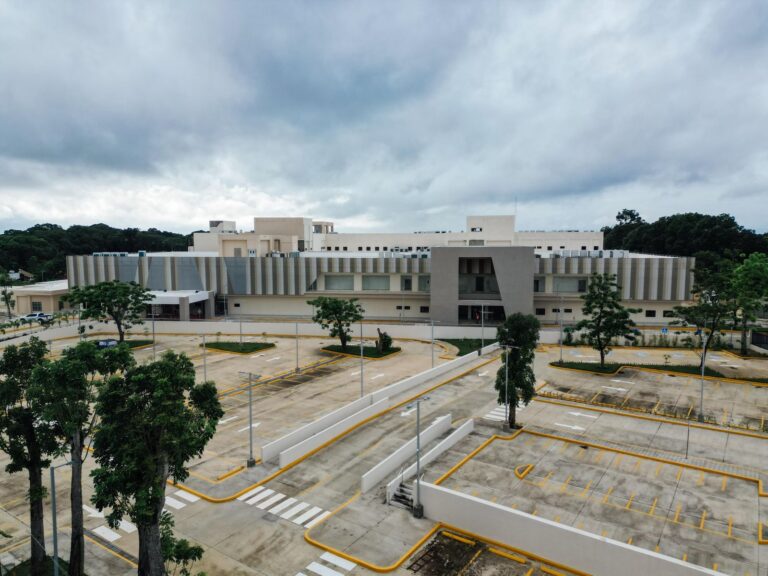 Hospital Dr. Ángel María Gatón: una obra modelo del MIVED con innovación y modernidad al servicio del nordeste