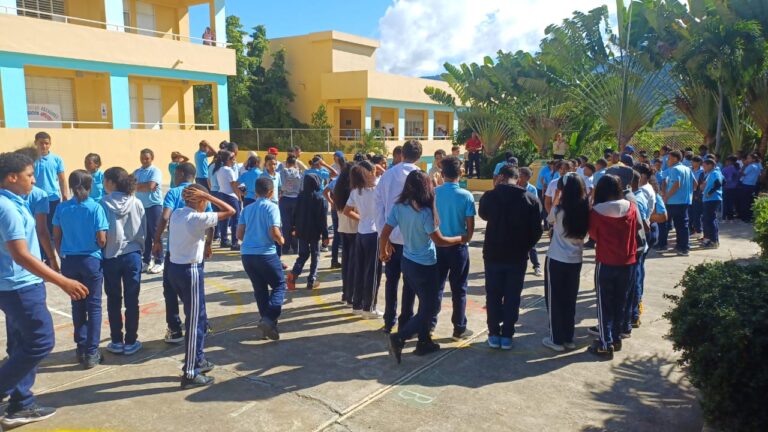 Regional 03 Azua realiza Simulacro Nacional de Evacuación por Terremoto 2025