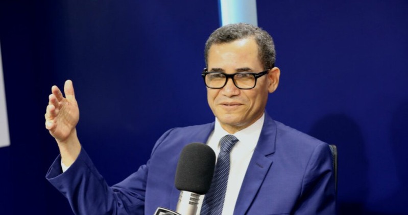 Ministro de Trabajo garantiza Código Laboral será aprobado sin tocar la cesantía