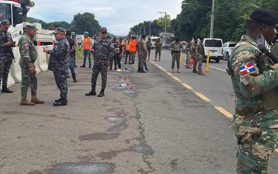 MOPC refuerza seguridad vial en Boca de Yuboa tras reiteradas protestas por comunitarios
