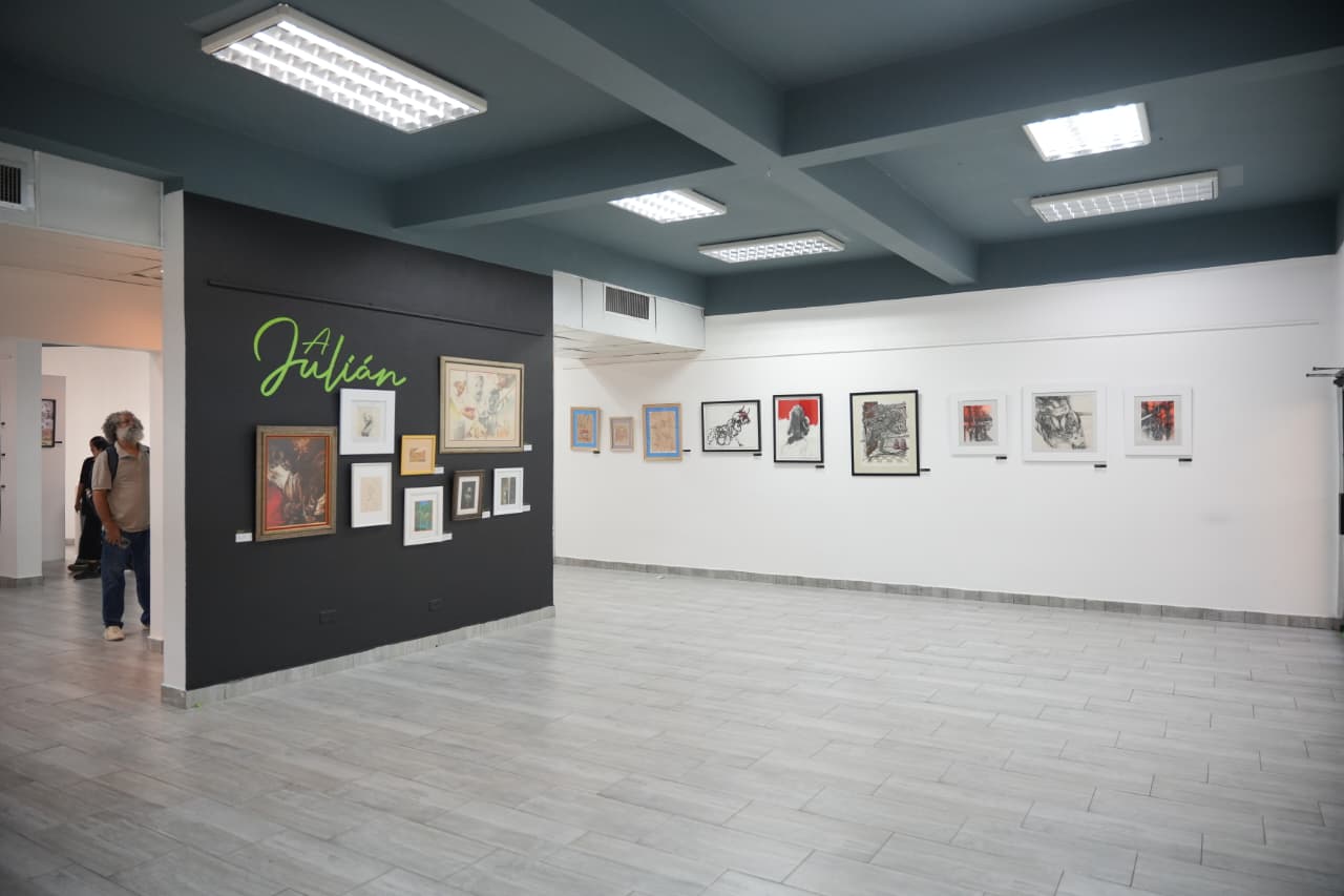 UASD rinde homenaje póstumo al maestro Julián Amado con exposición colectiva