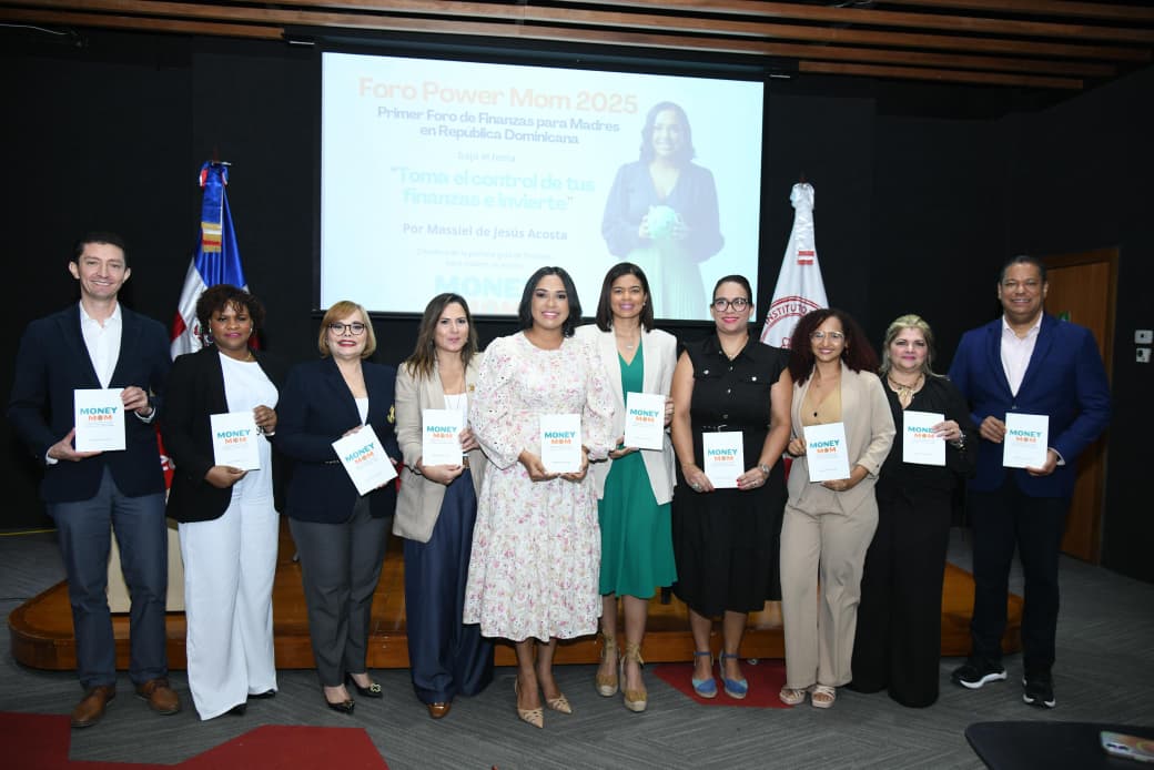 Foro Power Mom 2025 promueve la planificación, el ahorro y la inversión como clave del bienestar familiar