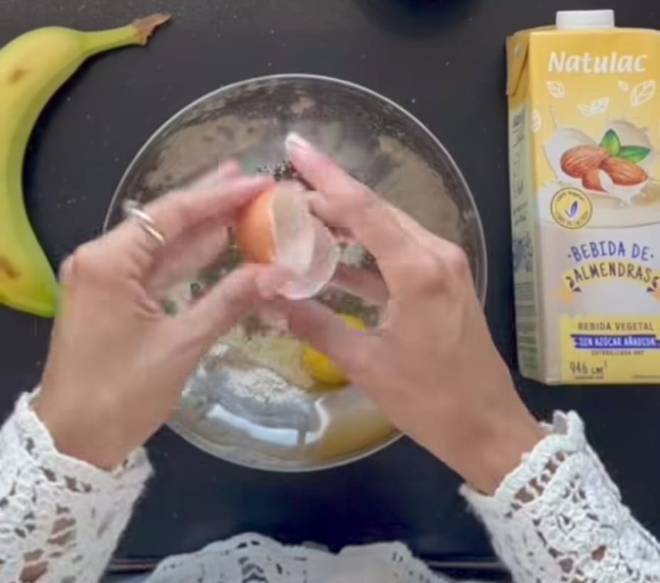 Panquecas de cambur y chocolate con Bebida de Almendras
