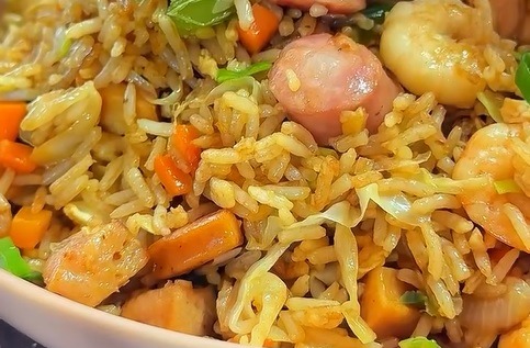 ¡El arroz chino con La Montserratina sí existe! Te presentamos el paso a paso para prepararlo