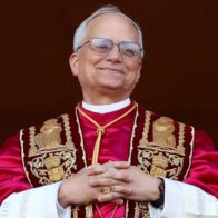 El papa expresa su solidaridad con las víctimas y desaparecidos del tifón en Filipinas