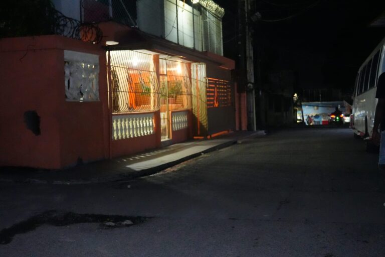 “Voy a ver si mi papá llegó”: la historia detrás del crimen que dejó tres niños huérfanos en SDE